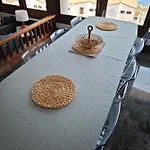 Gonzalez Sea Views 住宿加早餐酒店
