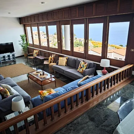 Villa Gonzalez Sea Views Radazul