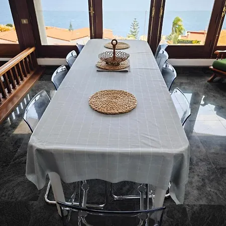 Villa Gonzalez Sea Views 4*