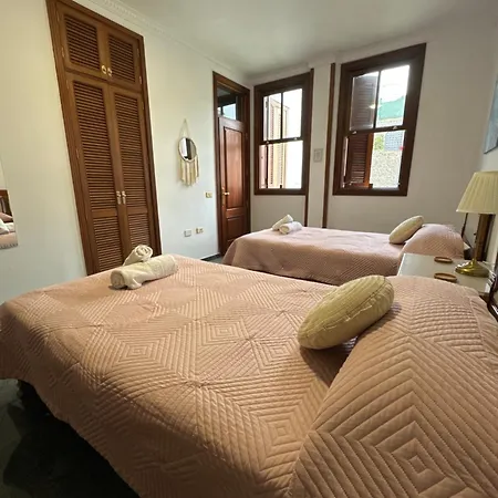 Villa Gonzalez Sea Views