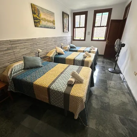 Villa Gonzalez Sea Views 4* Radazul