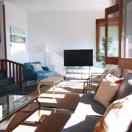 Gonzalez Sea Views 住宿加早餐酒店 Radazul