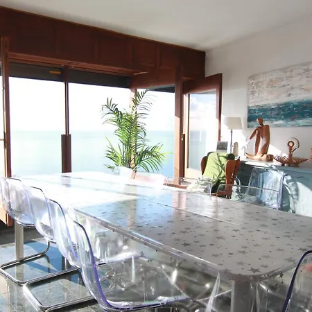 Villa Gonzalez Sea Views Radazul