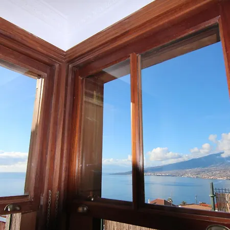 Gonzalez Sea Views 住宿加早餐酒店