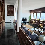 Couette-café Gonzalez Sea Views 4*