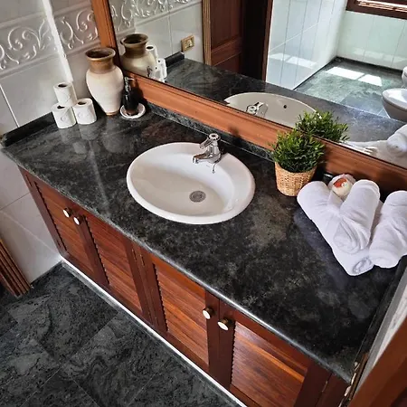 Bed & Breakfast Gonzalez Sea Views 4*