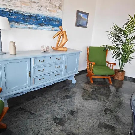 Gonzalez Sea Views Bed & Breakfast 4*