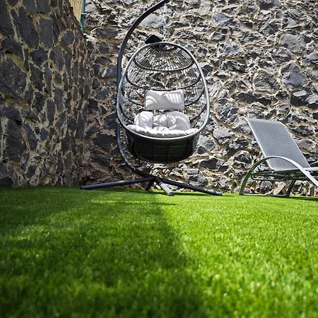 Gonzalez Sea Views Bed & Breakfast Radazul