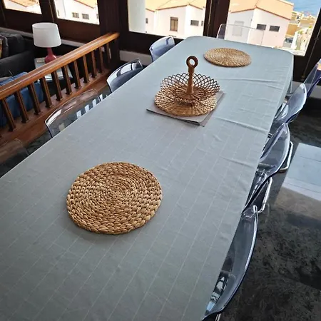 Gonzalez Sea Views Bed & Breakfast