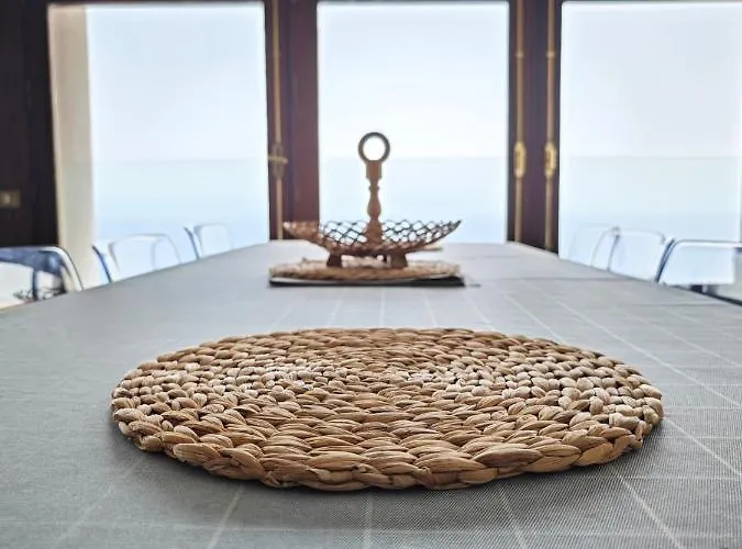 Gonzalez Sea Views Couette-café 4*