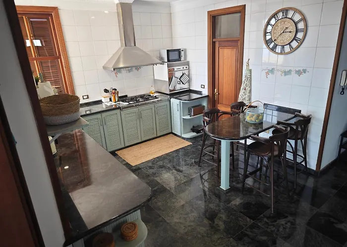 Gonzalez Sea Views 4* Radazul