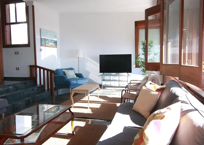 Gonzalez Sea Views Bed and breakfast Radazul