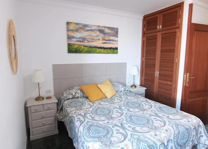 Gonzalez Sea Views Bed and breakfast 4*