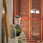Gonzalez Sea Views Bed & Breakfast
