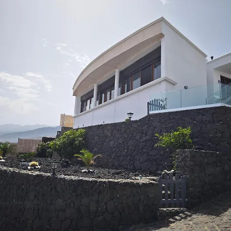 Gonzalez Sea Views B&B 4*