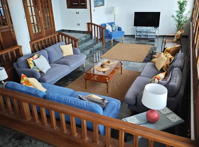 Nocleg ze śniadaniem Gonzalez Sea Views 4*