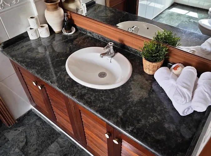 Nocleg ze śniadaniem Gonzalez Sea Views 4*